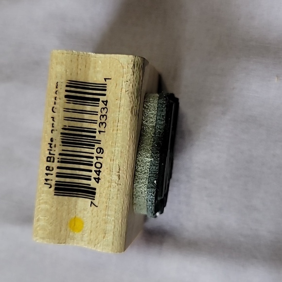 Stampendous wood mounted rubber stamp Bride And Groom Wedding - Picture 4 of 4